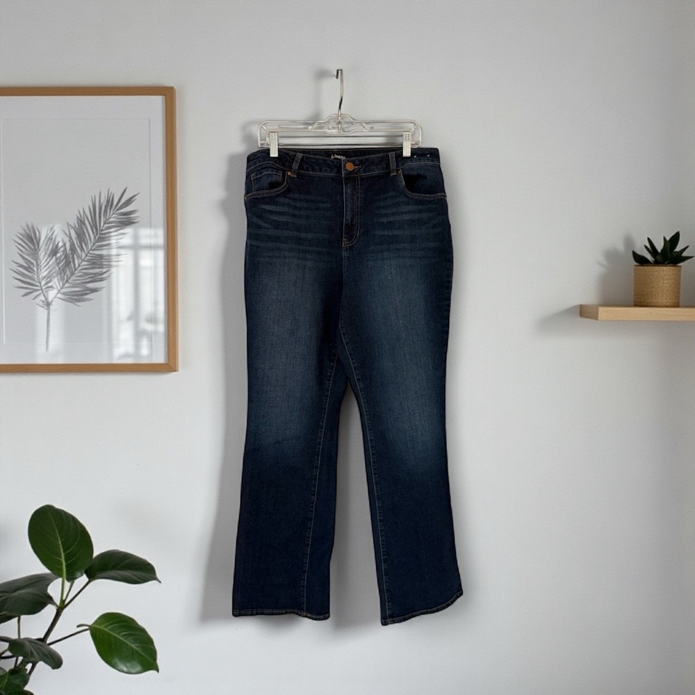 d. jeans Women's Straight Leg Dark Blue Jeans